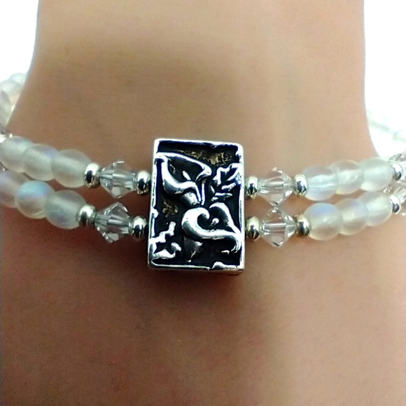 Handmade Calla Lily bracelet - Picture 4 of 8